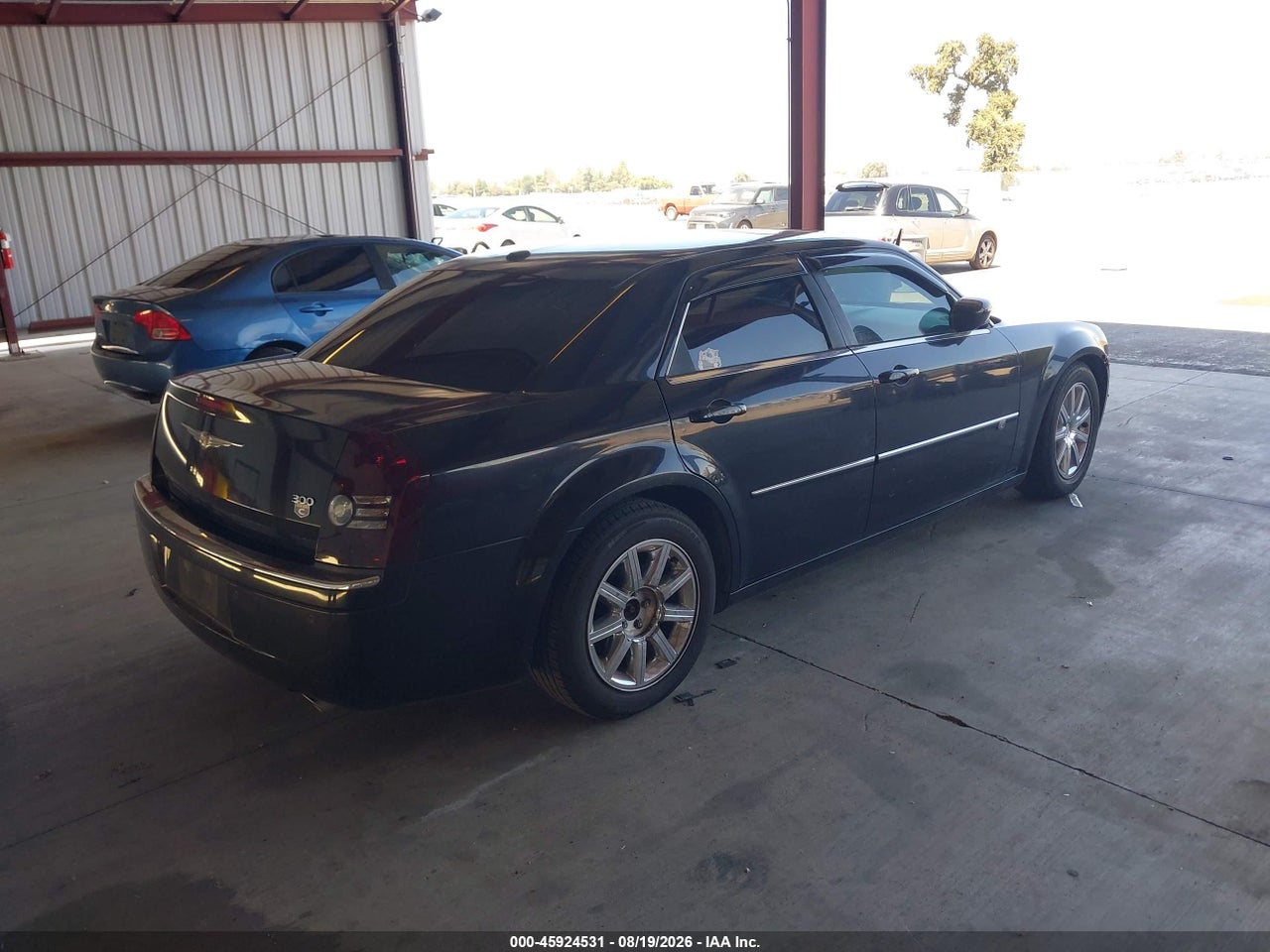 2010 CHRYSLER 300C HEMI · 4/11