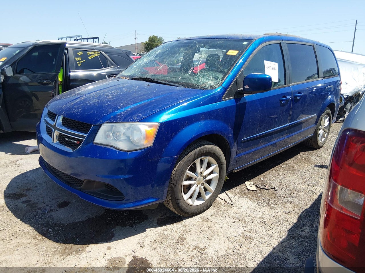2013 DODGE GRAND CARAVAN SXT · 2/11