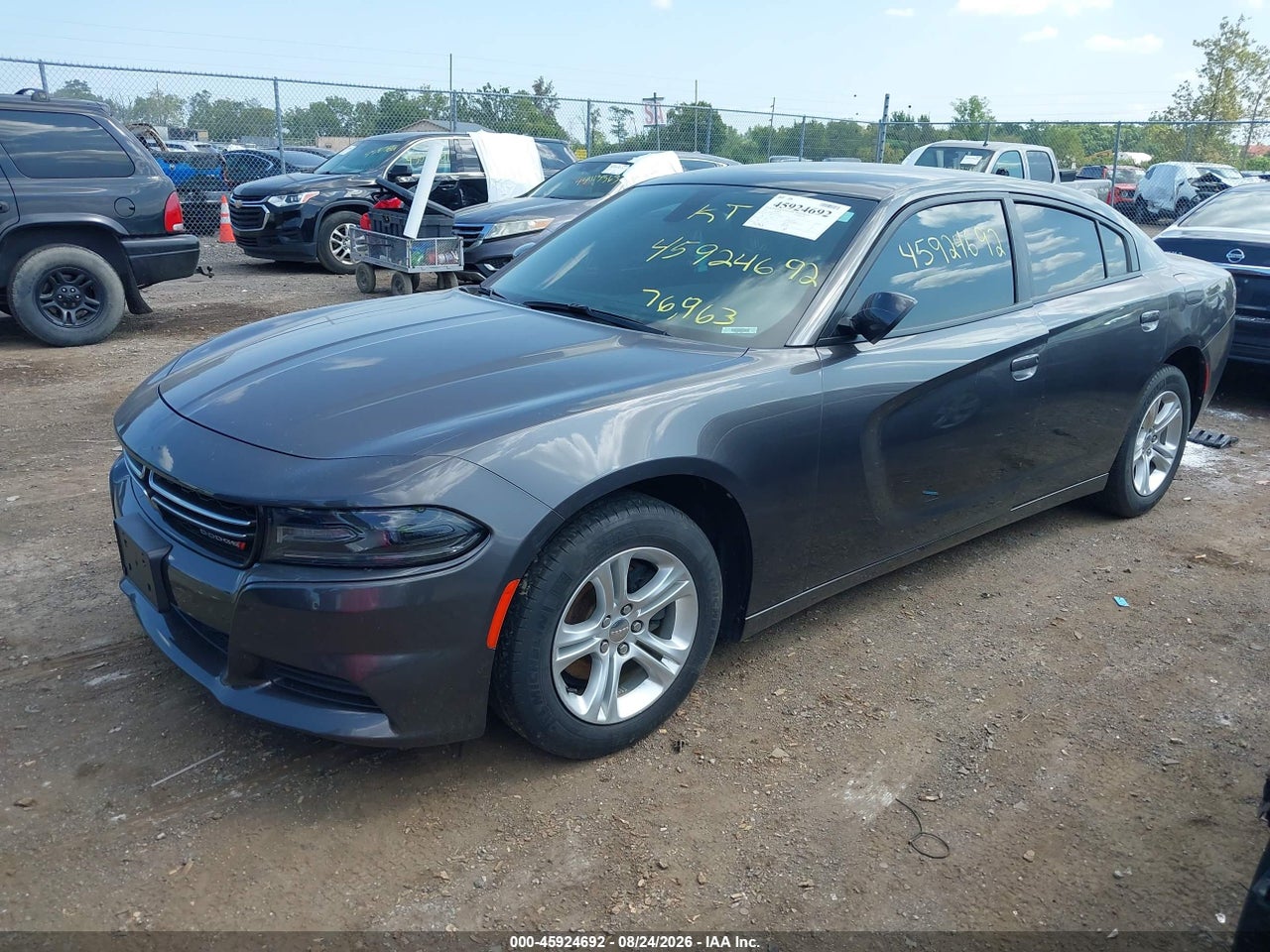 2015 DODGE CHARGER SE · 2/11