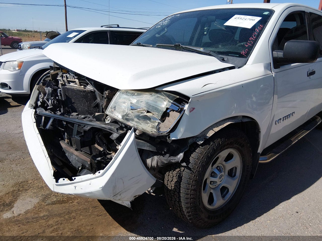 2014 NISSAN TITAN S · 6/11