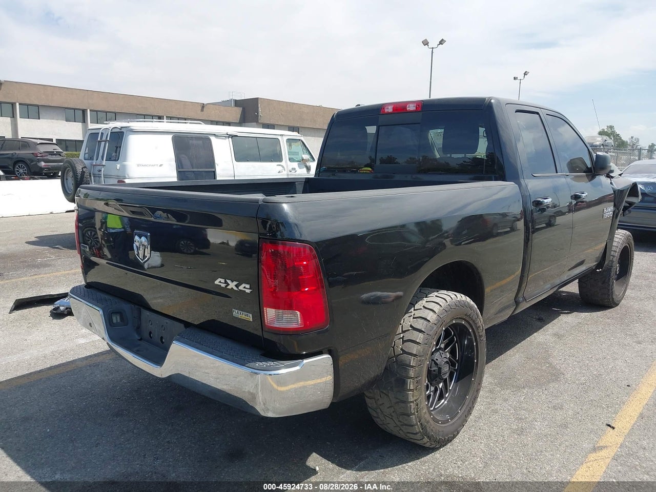 2013 RAM 1500 SLT · 4/11