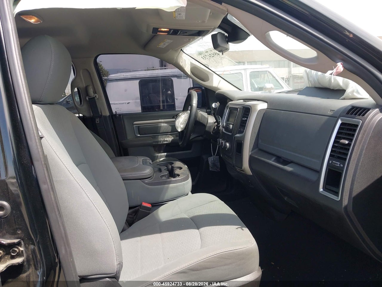 2013 RAM 1500 SLT · 5/11