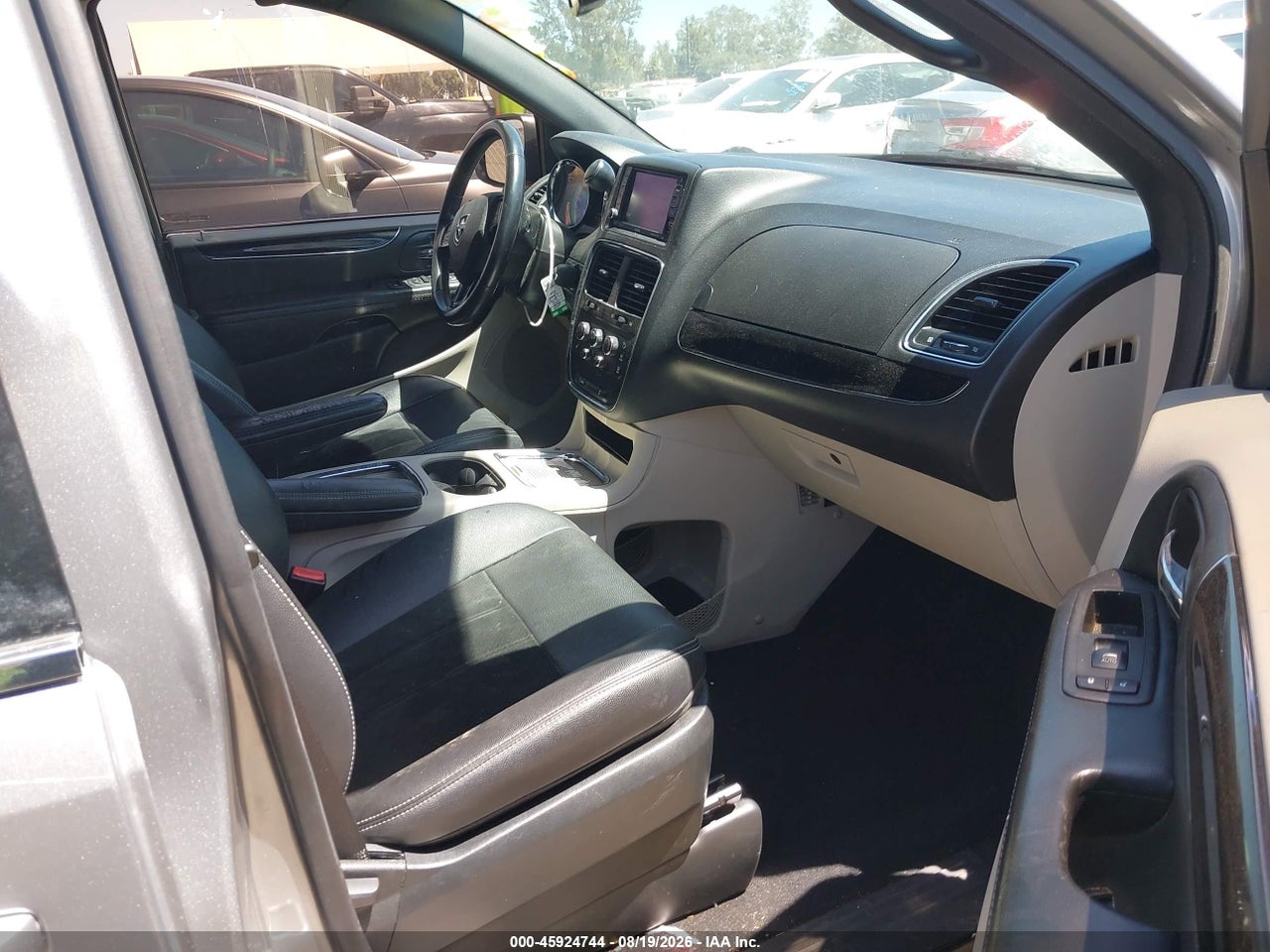 2018 DODGE GRAND CARAVAN SXT · 5/11