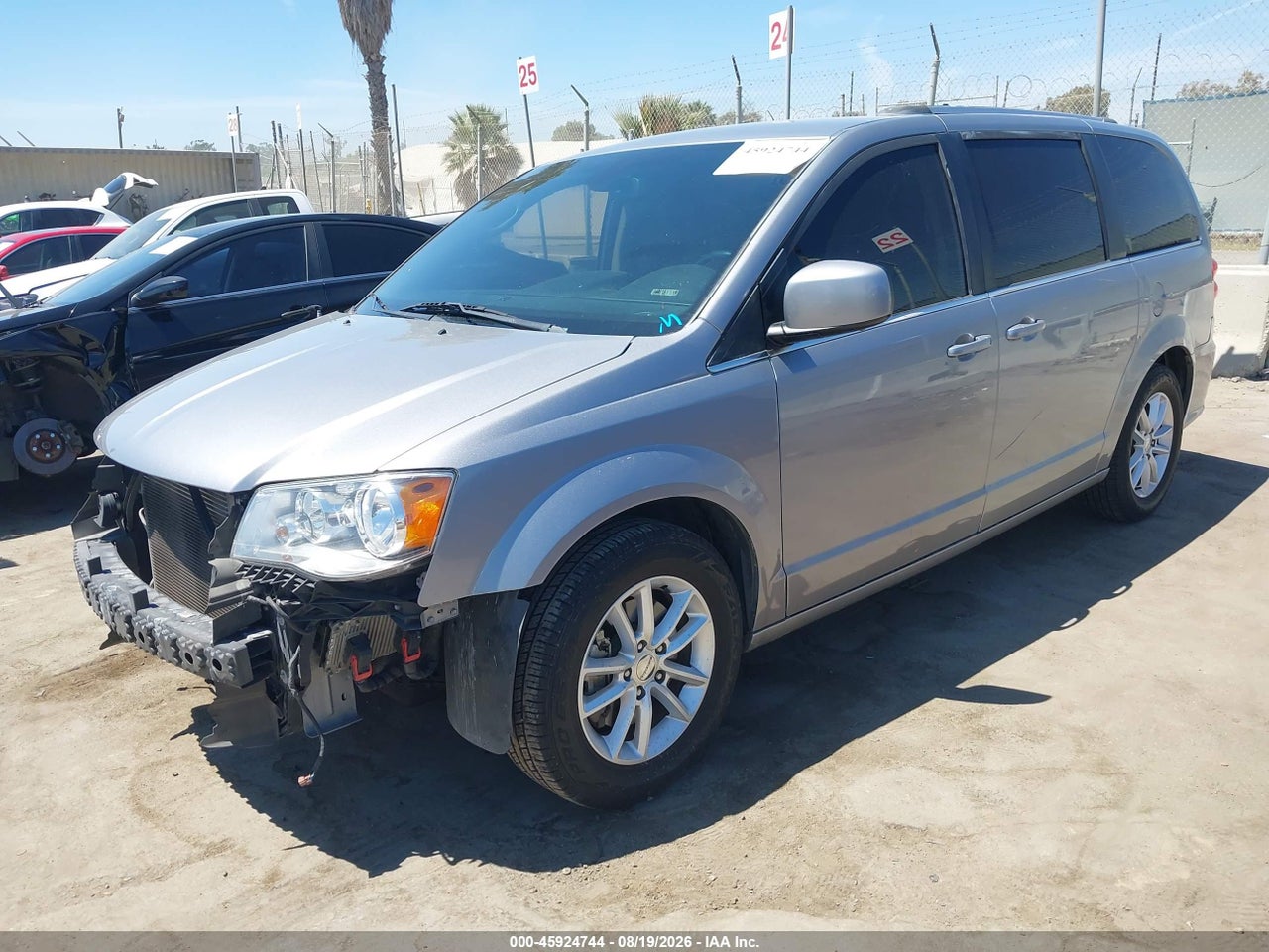 2018 DODGE GRAND CARAVAN SXT · 2/11