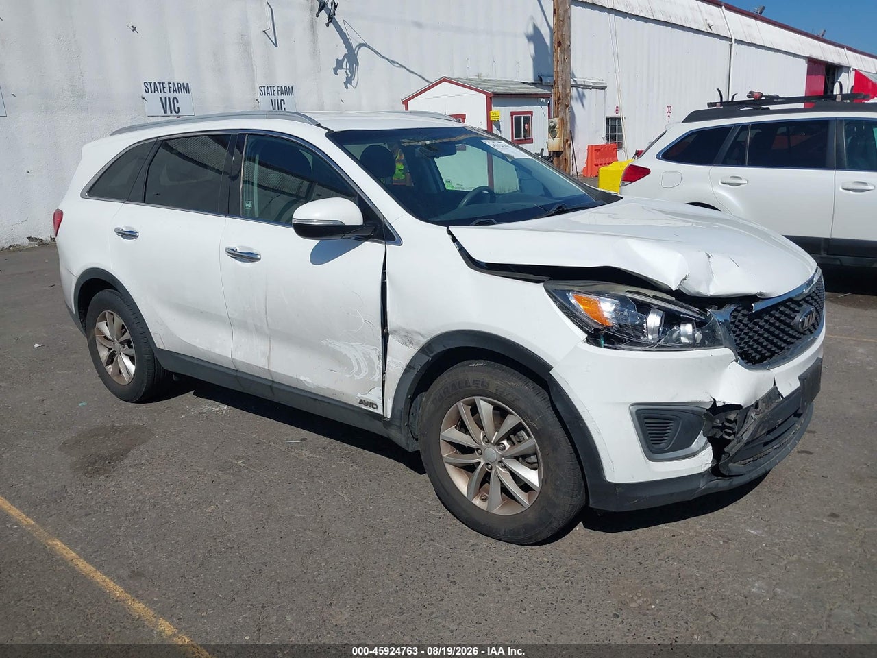 5XYPGDA33JG****** · 2018 KIA SORENTO 2.4L LX