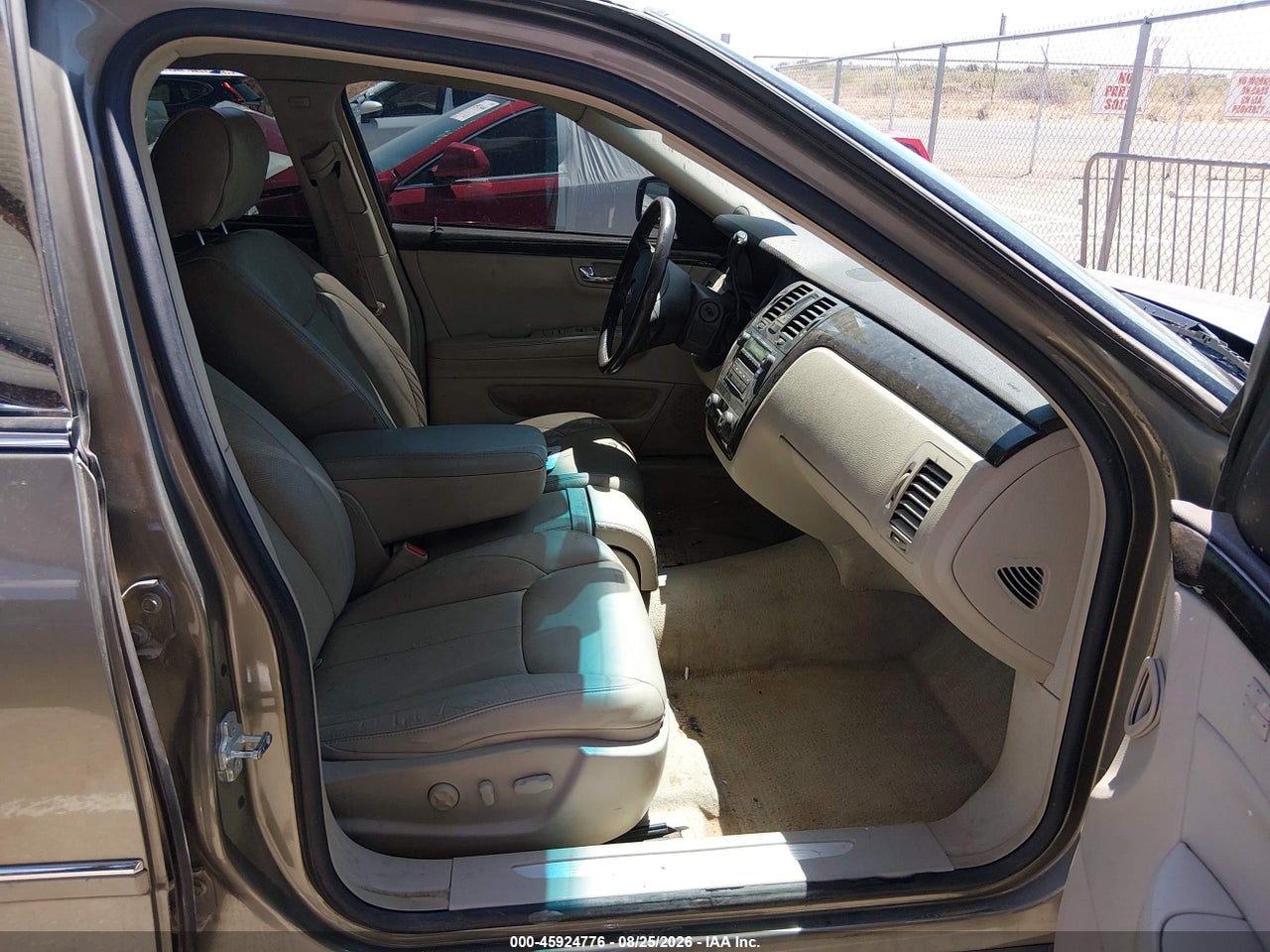 2011 CADILLAC DTS · 5/11