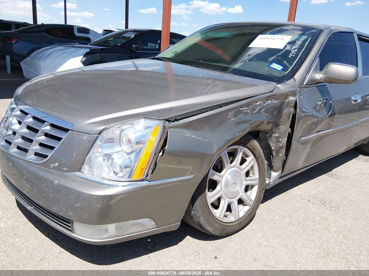 2011 CADILLAC DTS · 6/11