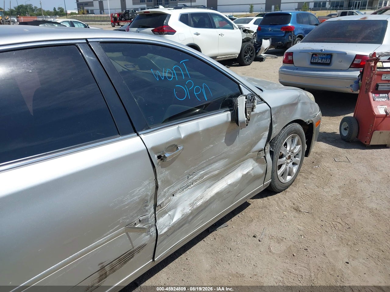 2002 LEXUS ES 300 · 6/11