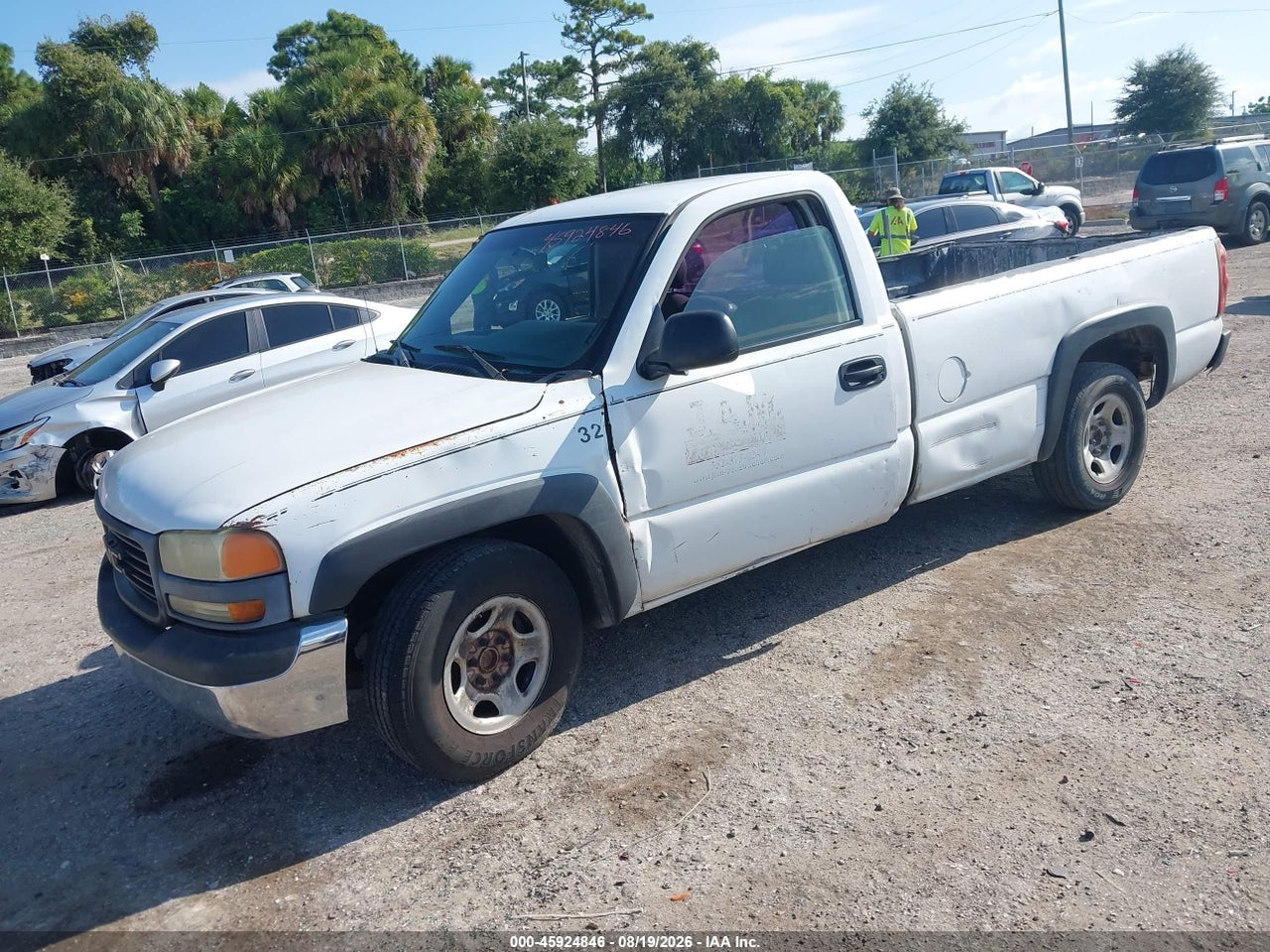 2002 GMC SIERRA 1500 STANDARD · 2/11