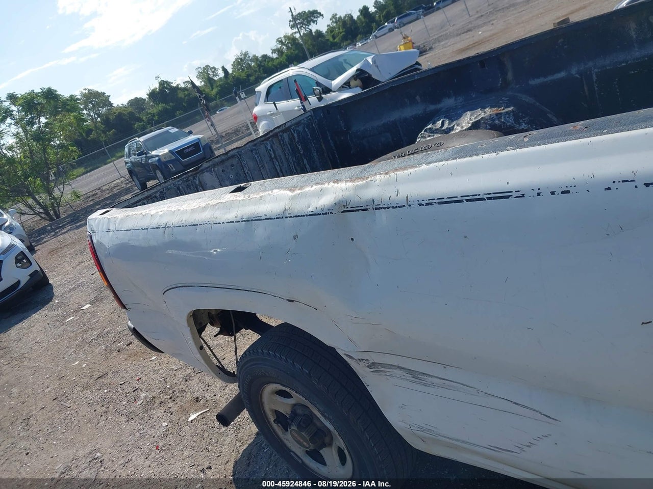2002 GMC SIERRA 1500 STANDARD · 6/11