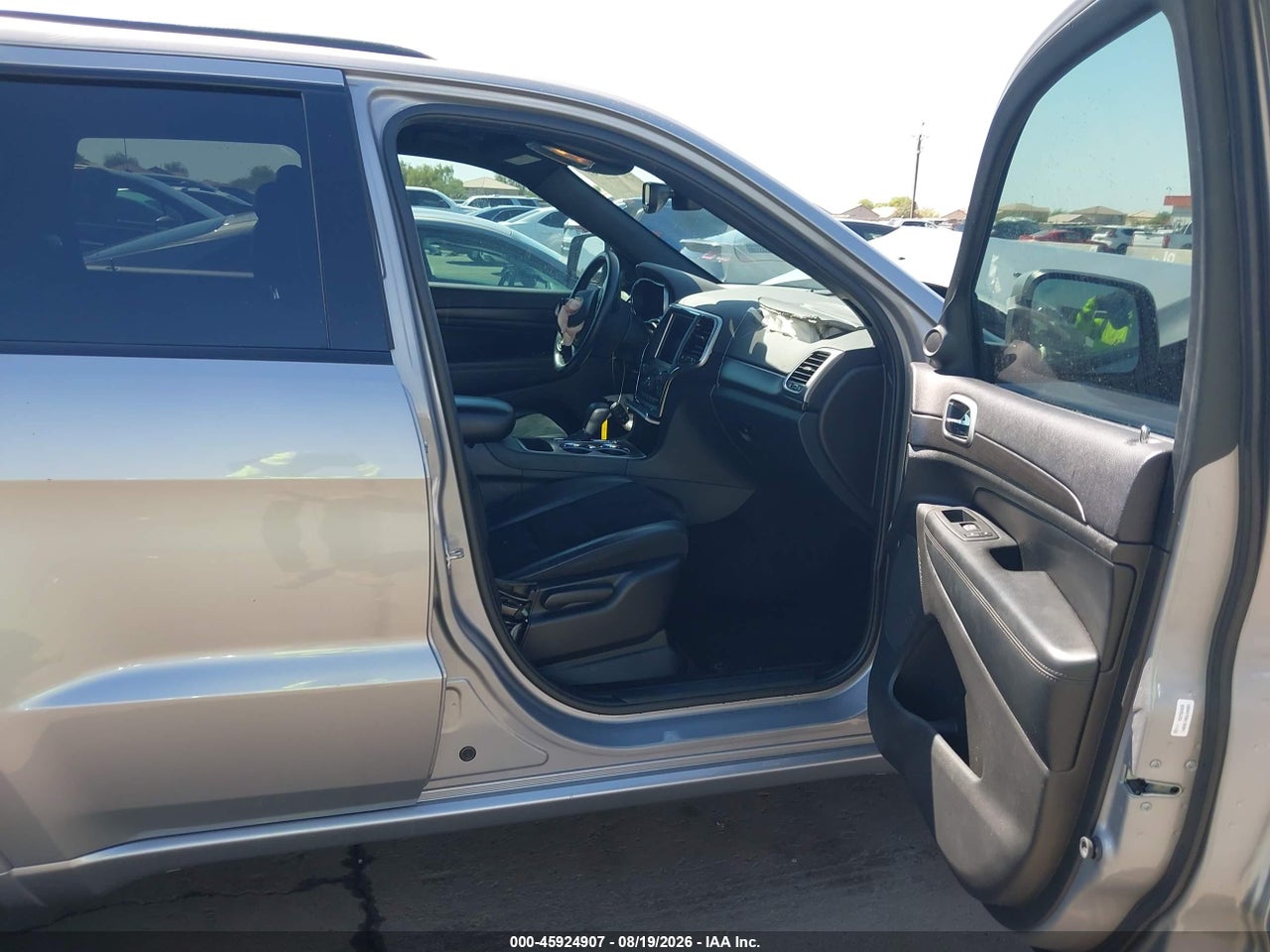 2018 JEEP GRAND CHEROKEE ALTITUDE 4X2 · 5/11