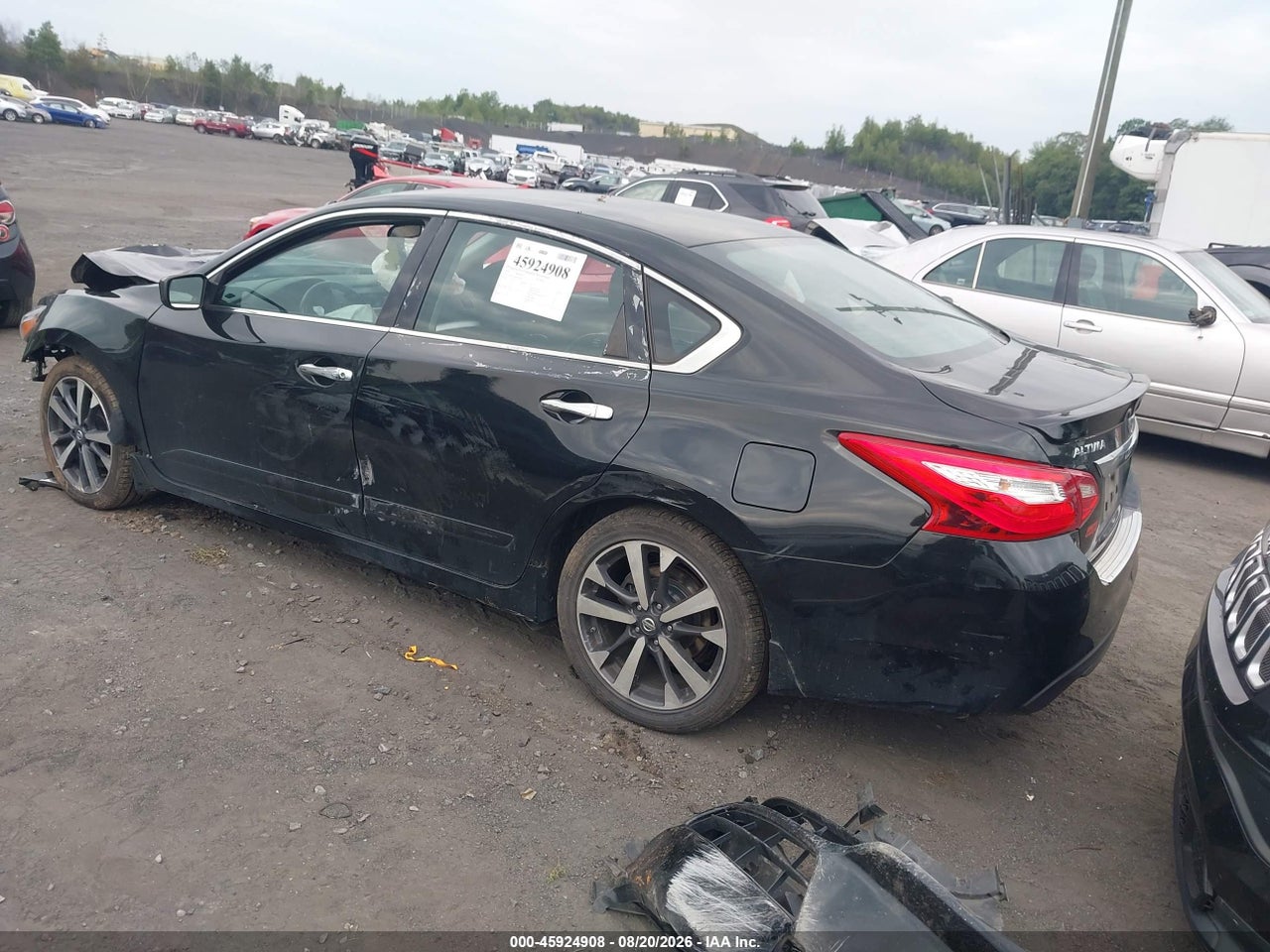 2016 NISSAN ALTIMA 2.5 SR · 3/10