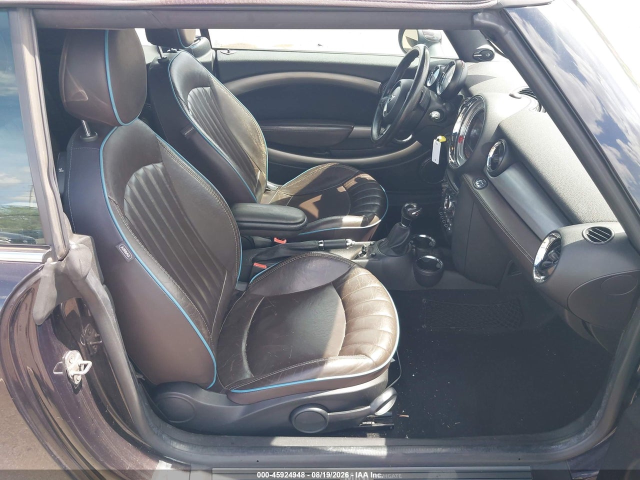 2013 MINI CONVERTIBLE COOPER S · 5/11
