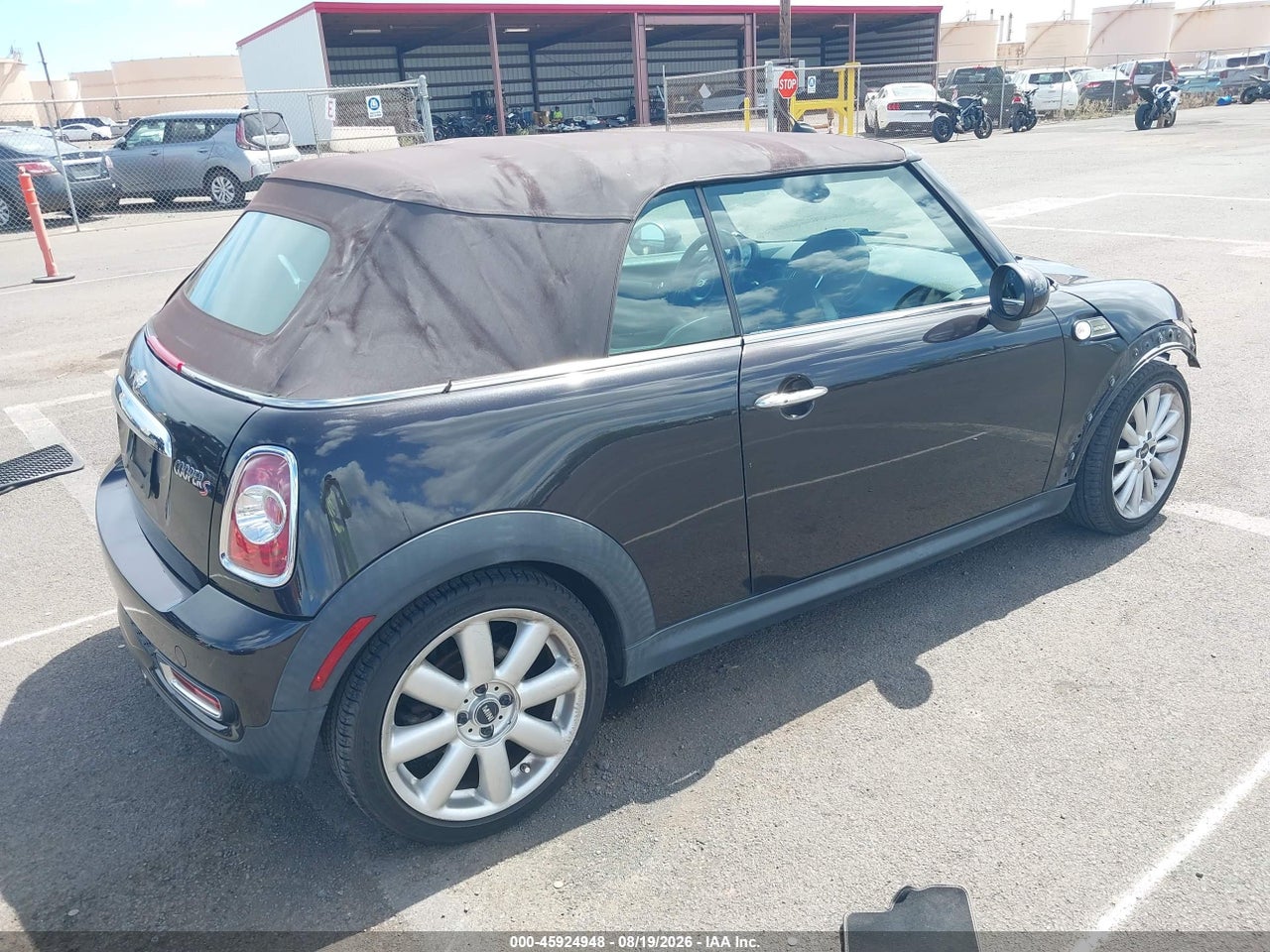 2013 MINI CONVERTIBLE COOPER S · 4/11