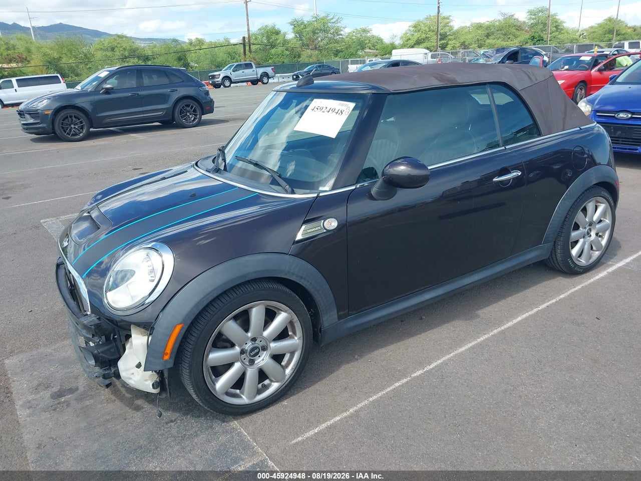 2013 MINI CONVERTIBLE COOPER S · 2/11