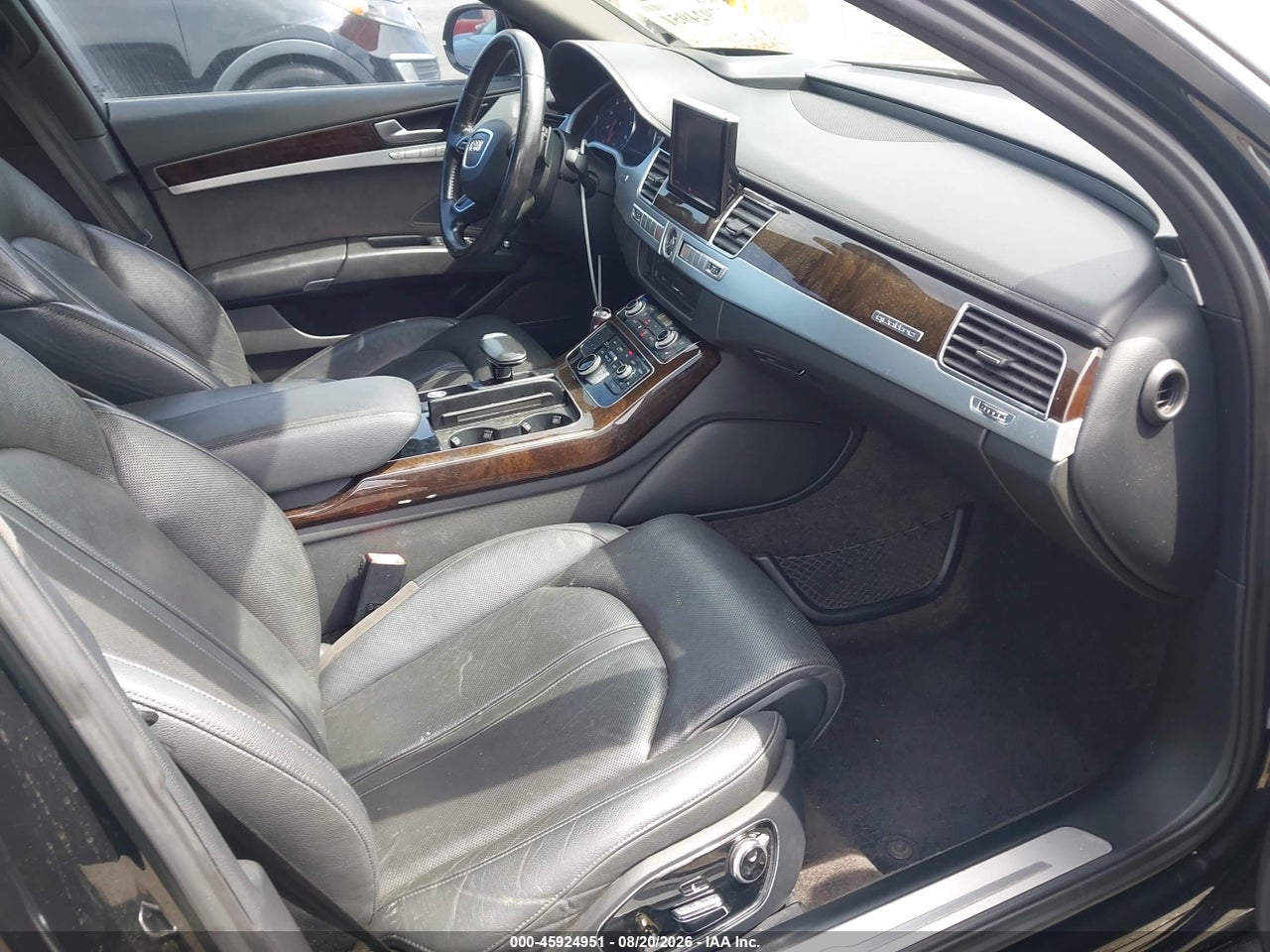 2015 AUDI A8 3.0T · 5/11