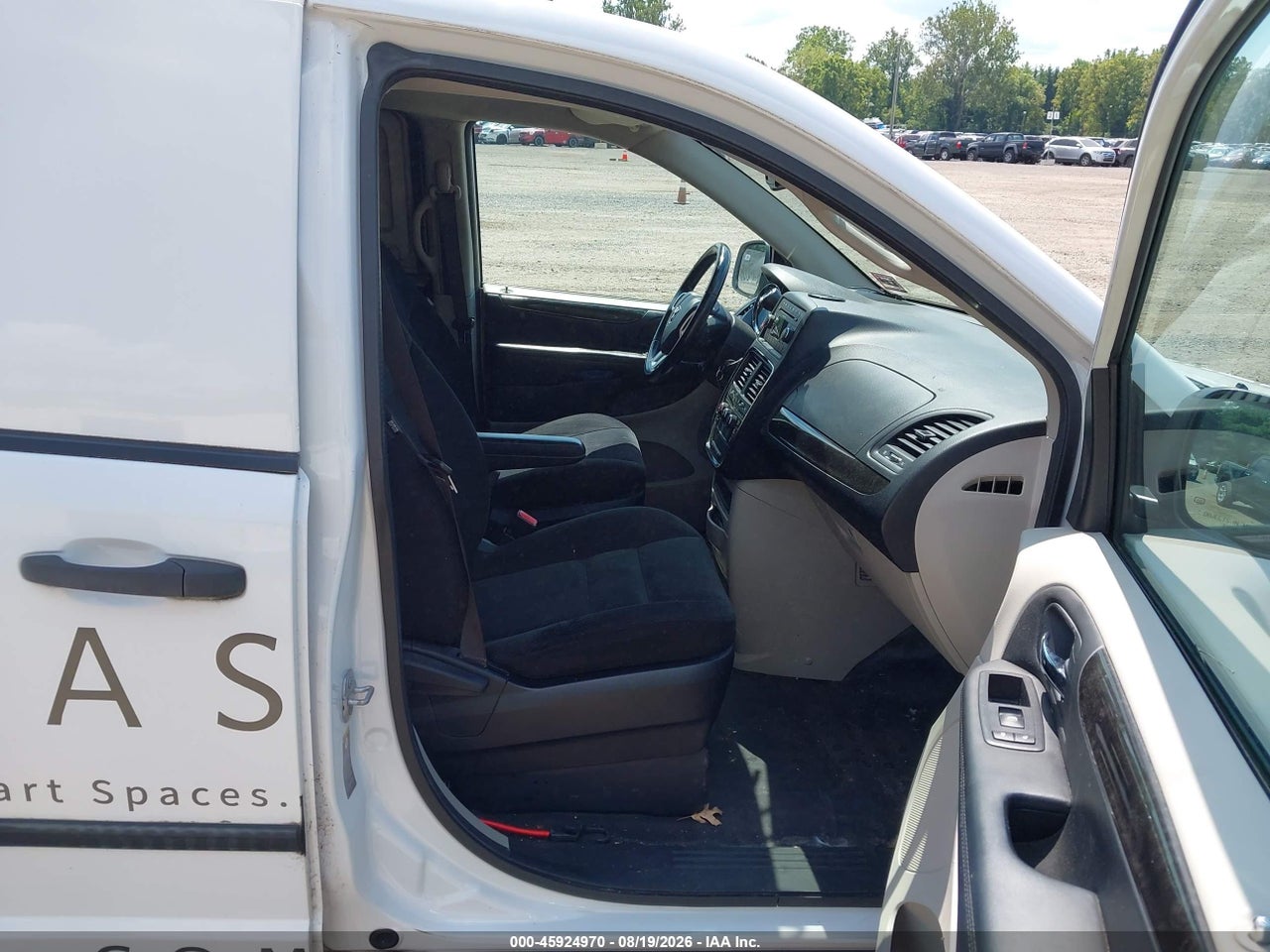 2015 RAM CARGO TRADESMAN · 5/11