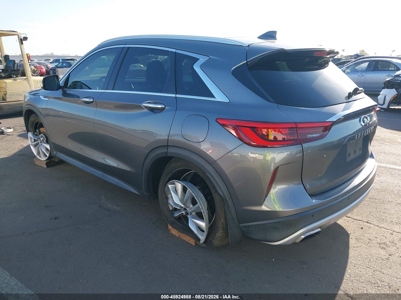 2019 INFINITI QX50 ESSENTIAL · 3/10