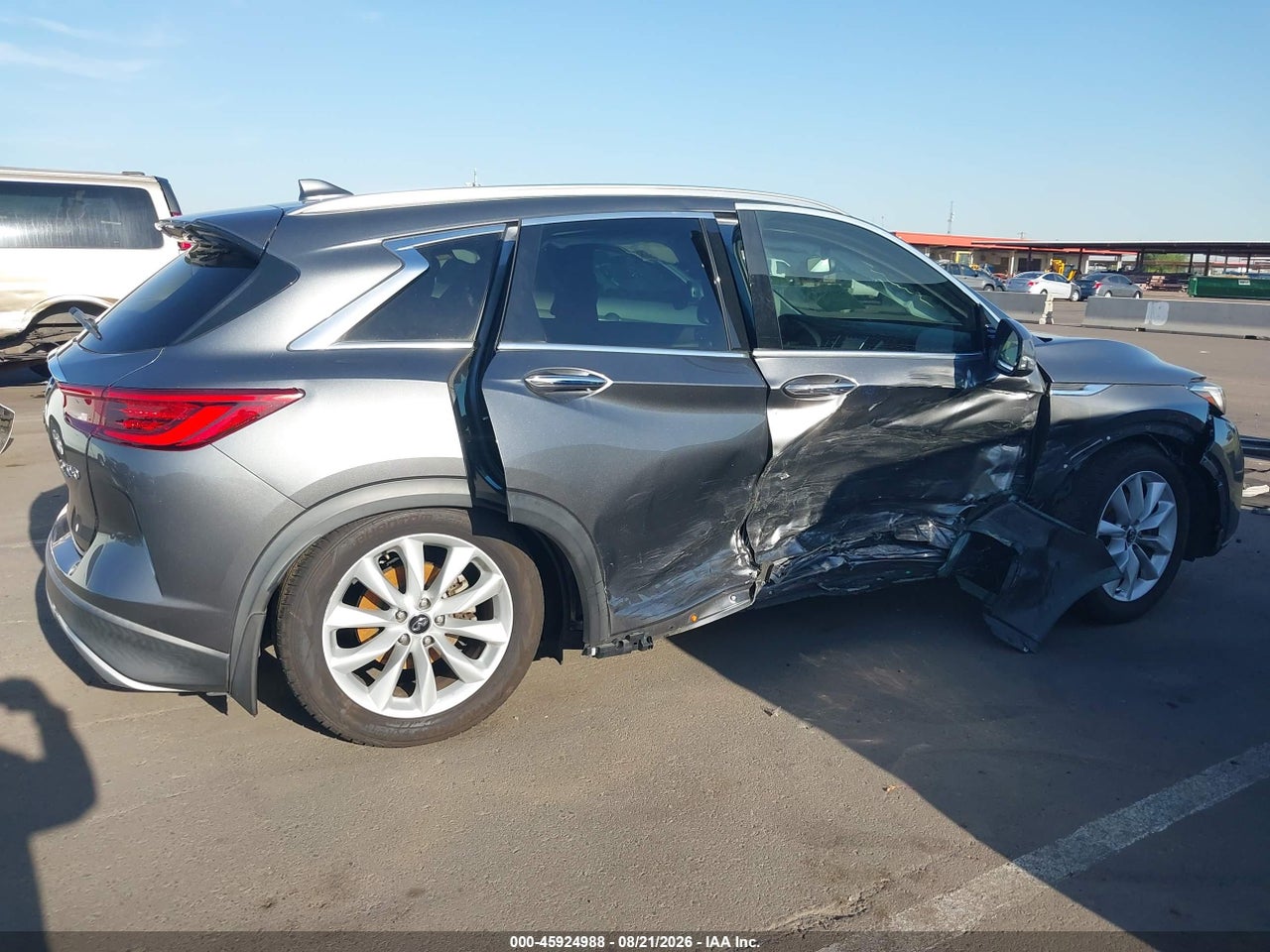2019 INFINITI QX50 ESSENTIAL · 6/10