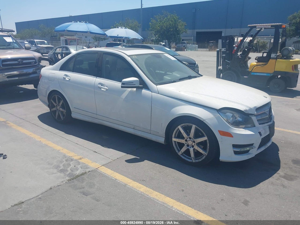 WDDGF4HB5EA****** · 2014 MERCEDES-BENZ C 250 LUXURY/SPORT