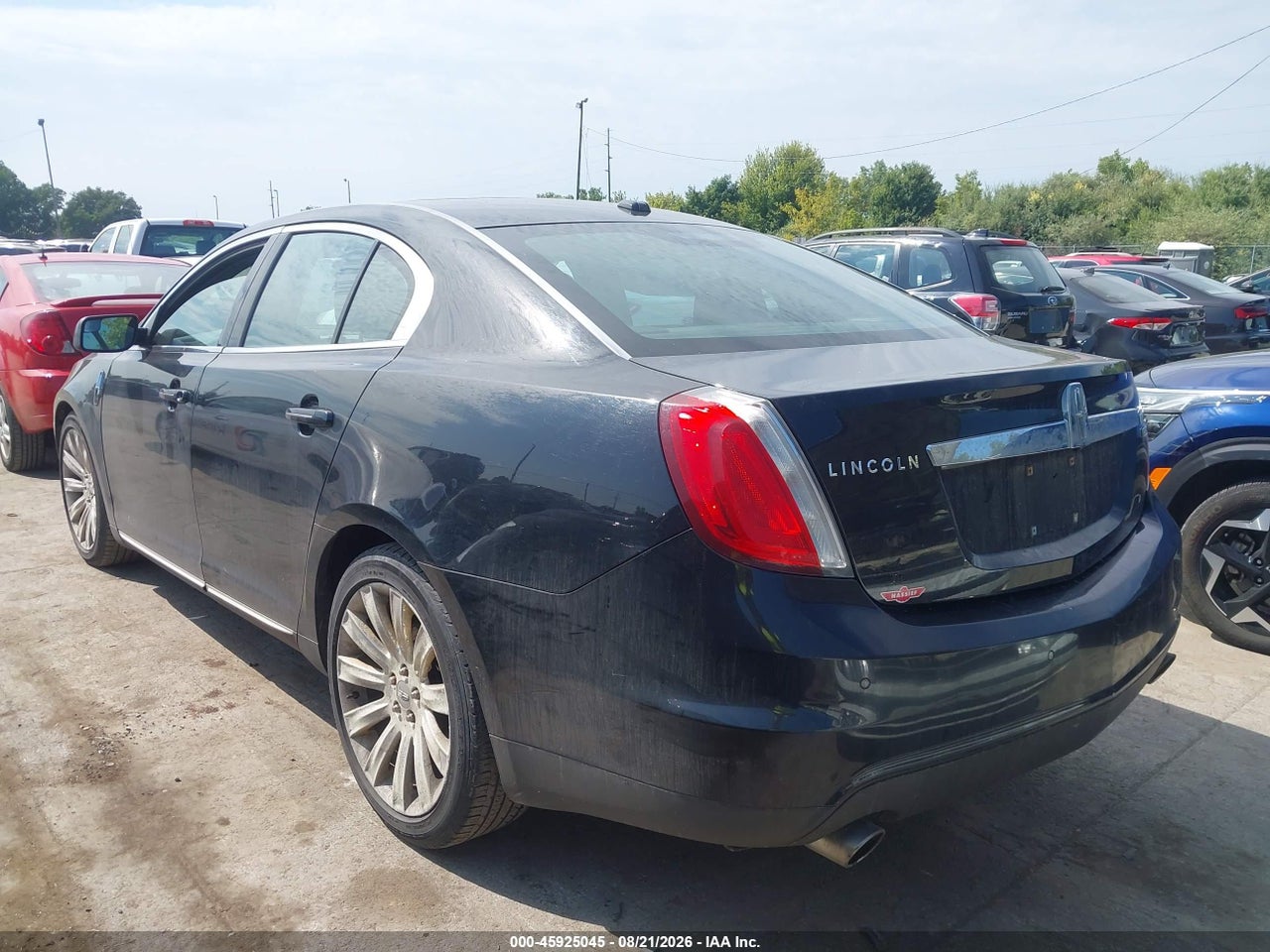 2010 LINCOLN MKS · 3/11