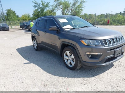 3C4NJCBB1JT****** · 2018 JEEP COMPASS LATITUDE FWD