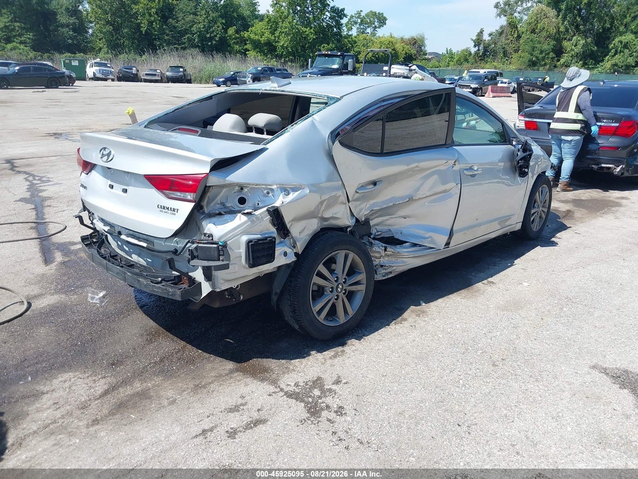 2018 HYUNDAI ELANTRA SEL · 4/11