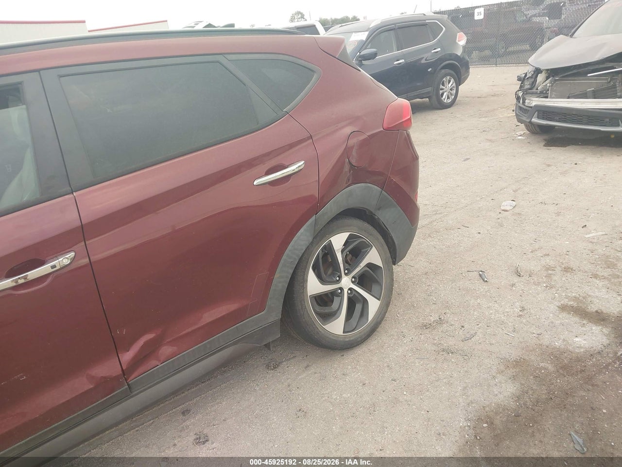 2016 HYUNDAI TUCSON LIMITED · 6/11