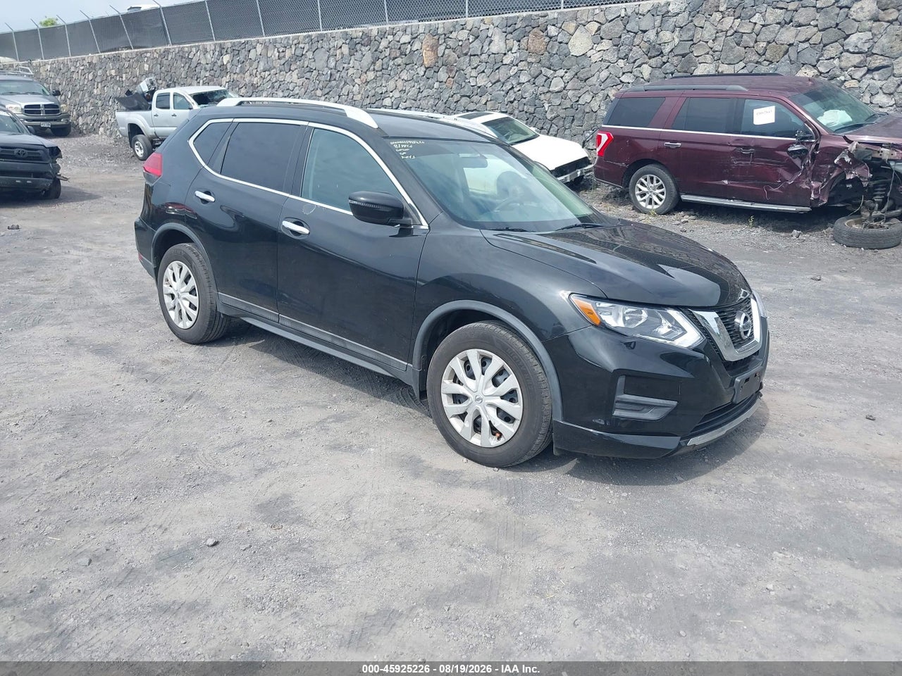 5N1AT2MT9HC****** · 2017 NISSAN ROGUE S