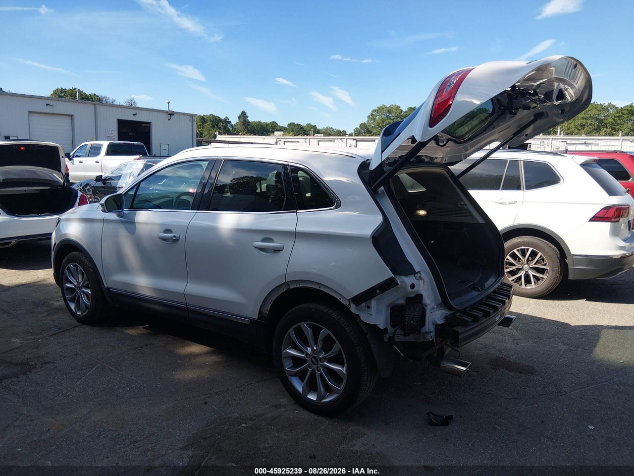 2018 LINCOLN MKC SELECT · 3/11