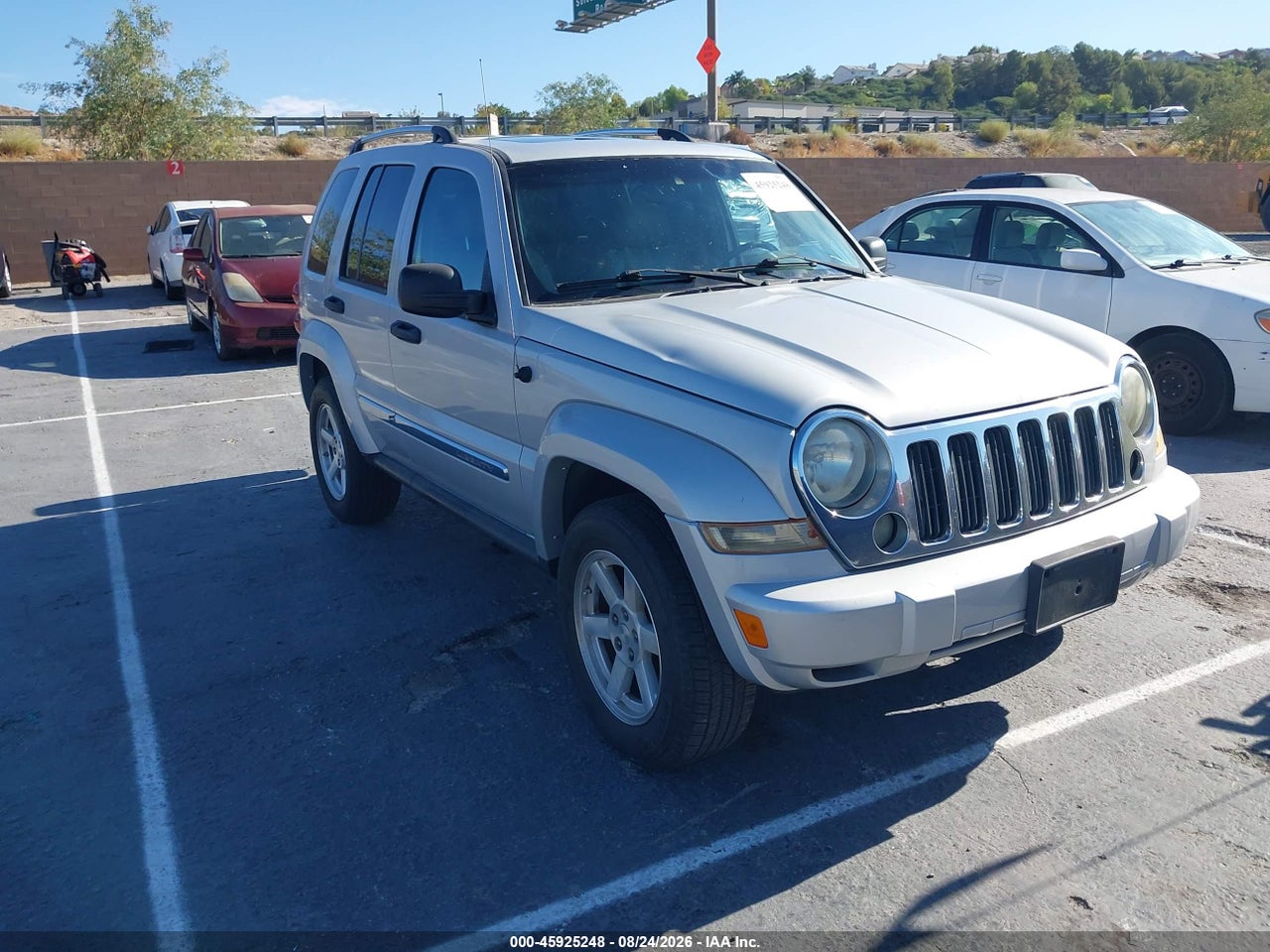 1J4GL58K75W****** · 2005 JEEP LIBERTY LIMITED EDITION