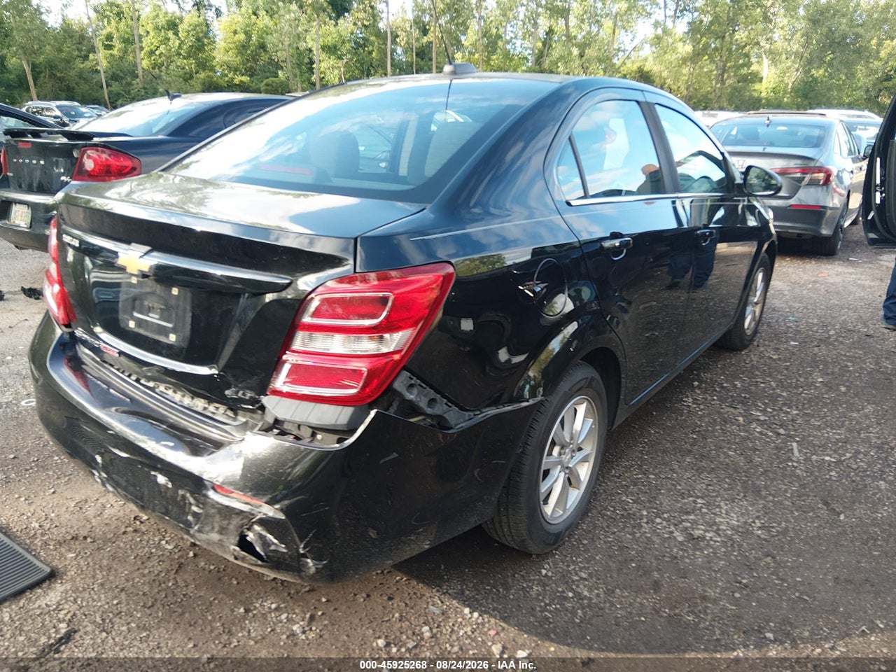 2017 CHEVROLET SONIC LT AUTO · 4/11