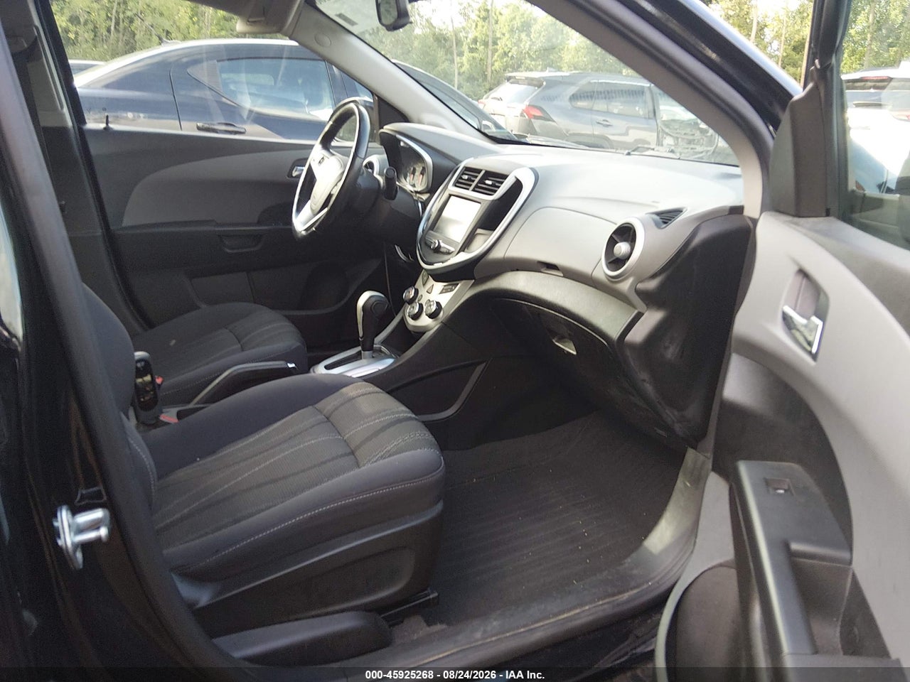 2017 CHEVROLET SONIC LT AUTO · 5/11