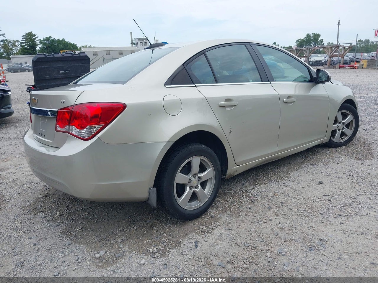 2016 CHEVROLET CRUZE LIMITED 1LT AUTO · 4/11