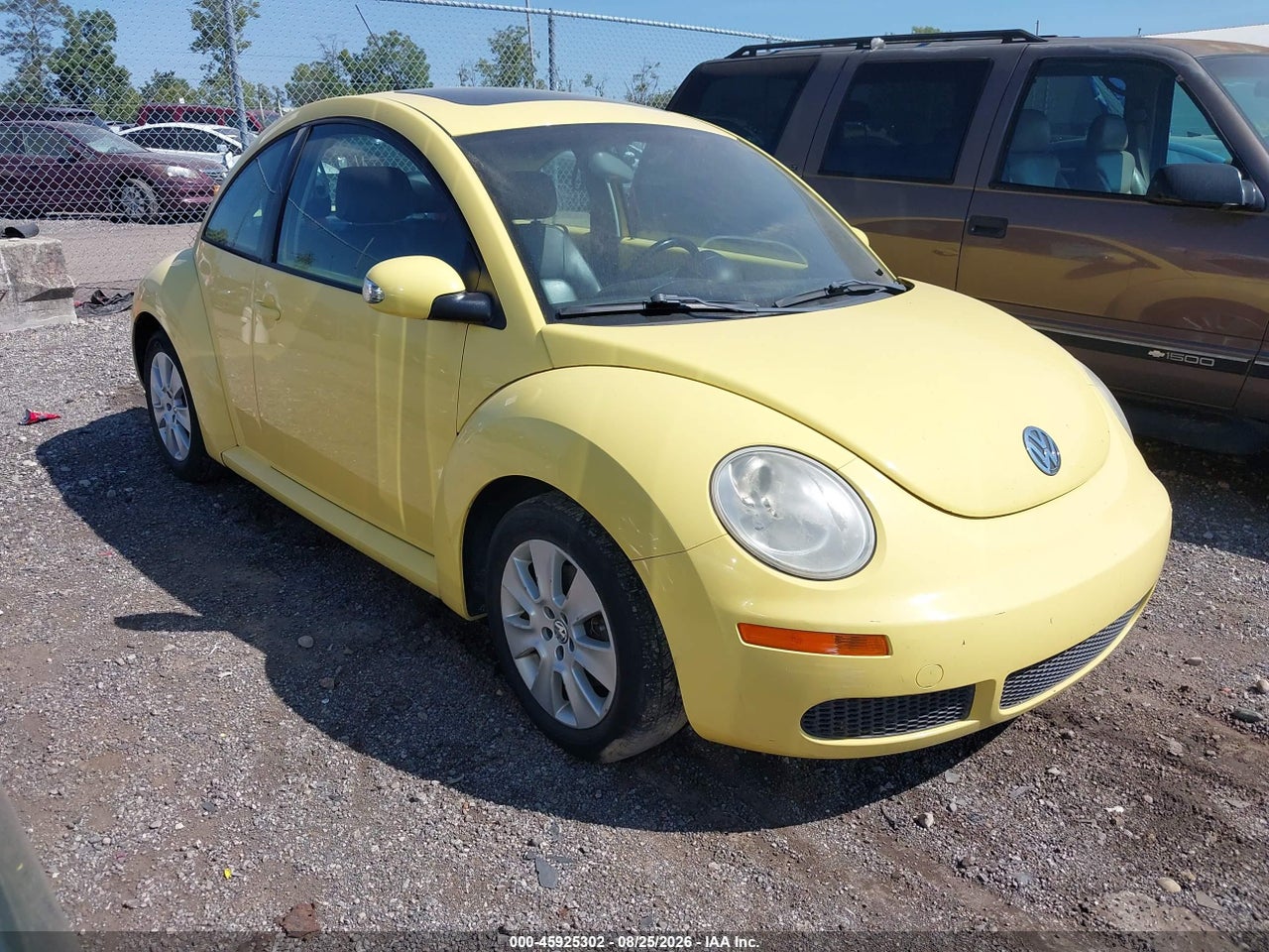 2010 VOLKSWAGEN NEW BEETLE 2.5L