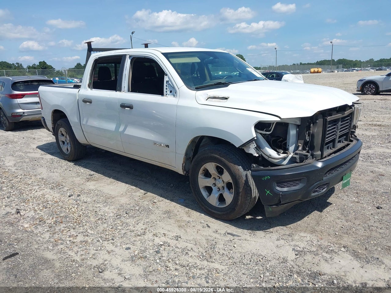 2020 RAM 1500 TRADESMAN 4X2 5'7 BOX