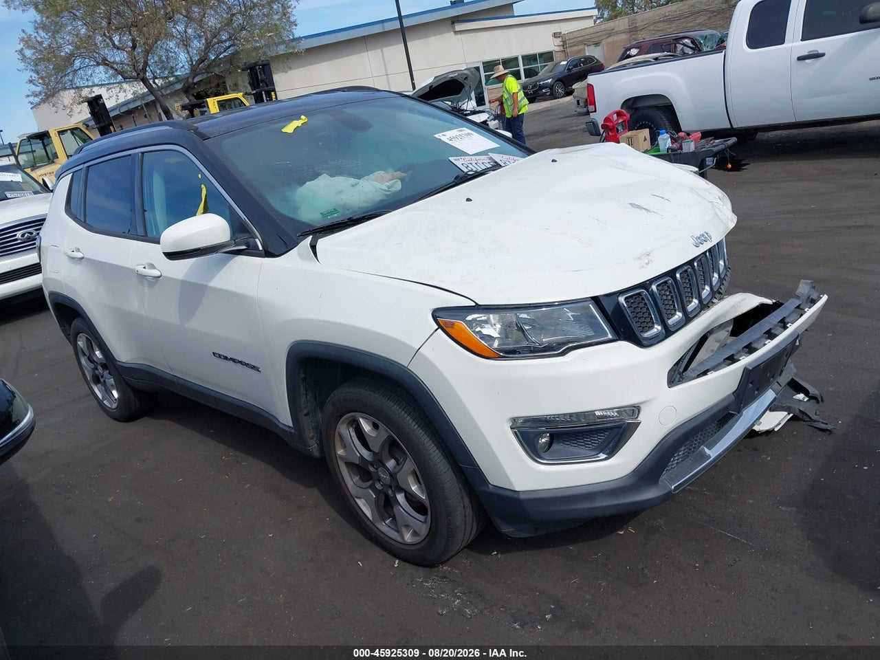3C4NJDCB9JT****** · 2018 JEEP COMPASS LIMITED 4X4