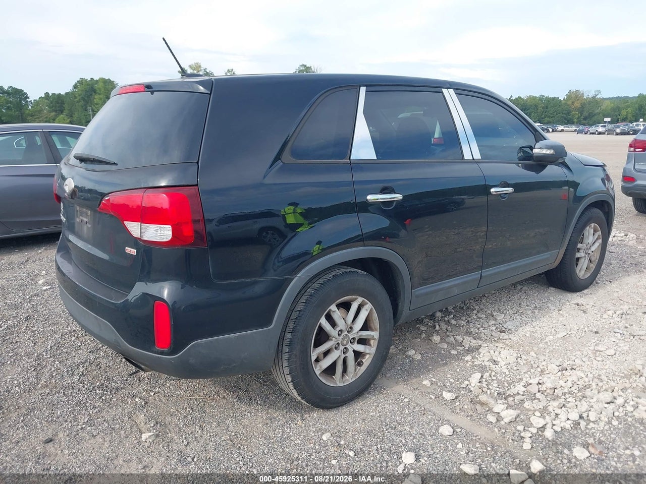 2014 KIA SORENTO LX · 4/11