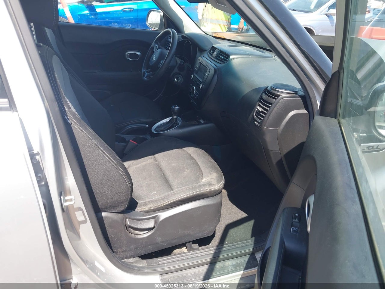 2017 KIA SOUL + · 5/11