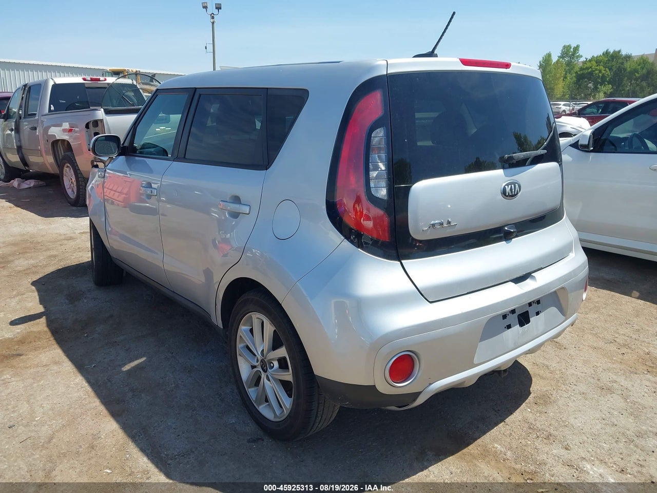 2017 KIA SOUL + · 3/11
