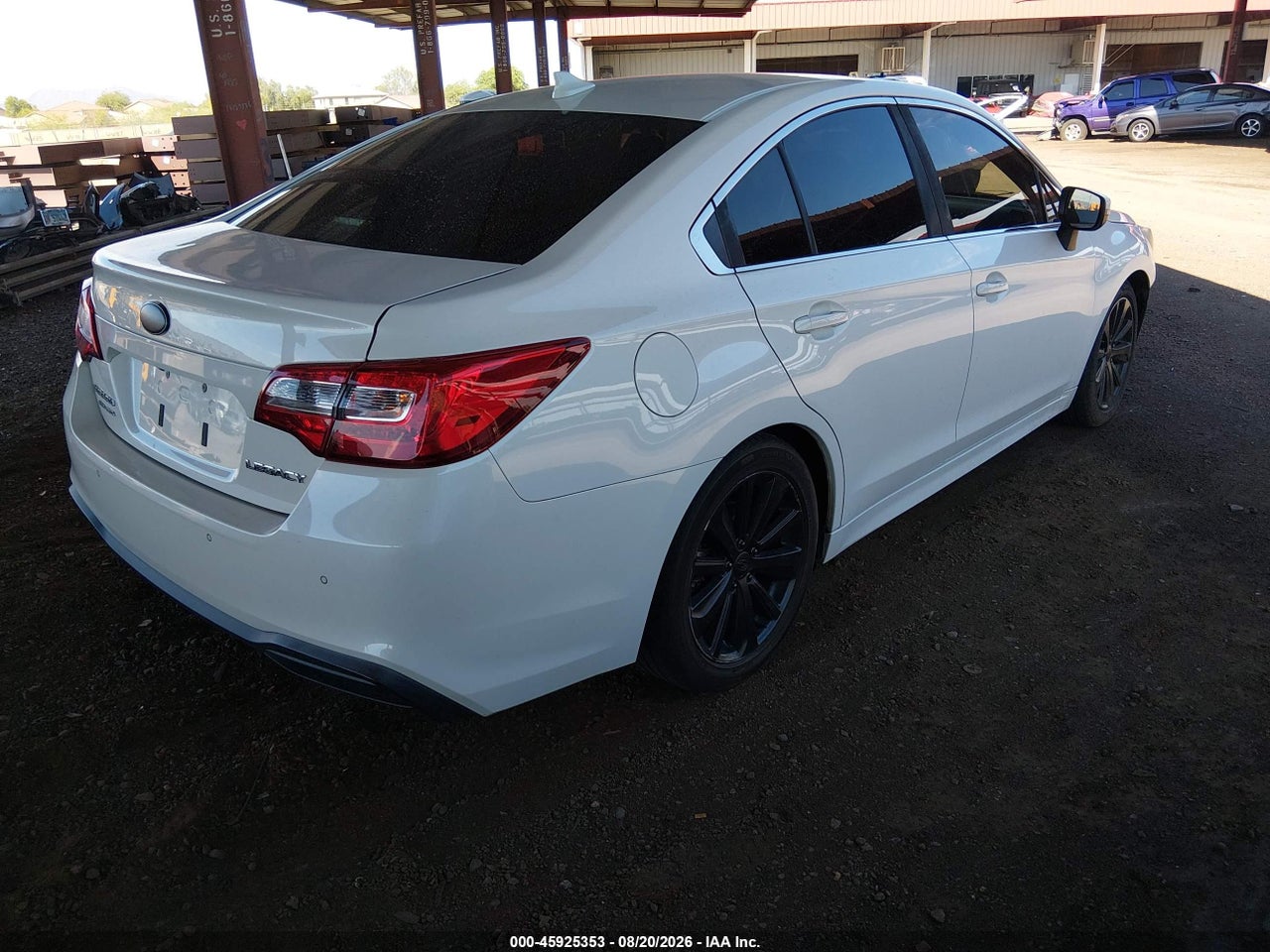 2019 SUBARU LEGACY 2.5I LIMITED · 4/10