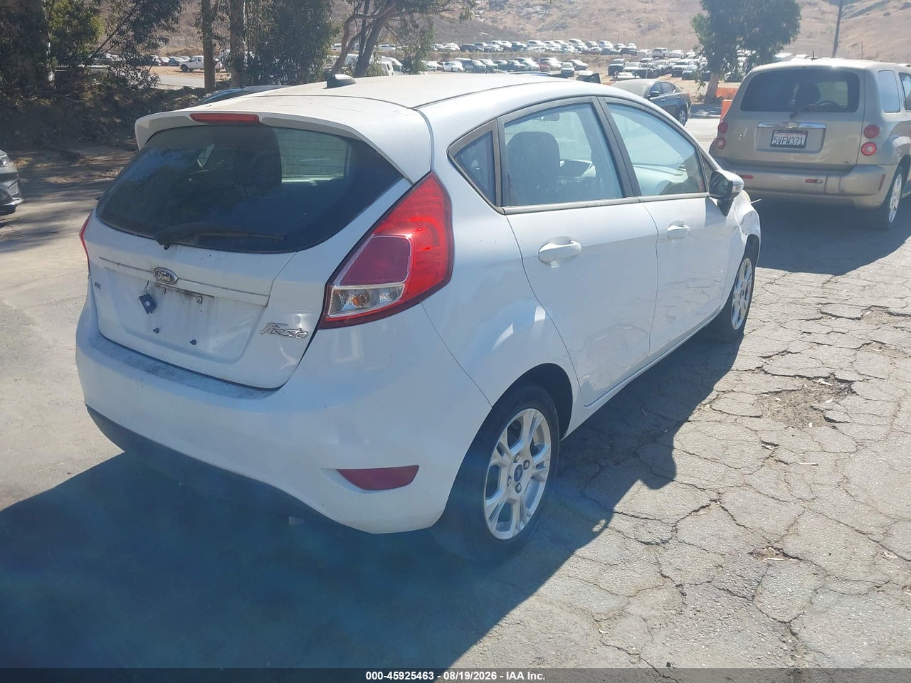 2015 FORD FIESTA SE · 4/11