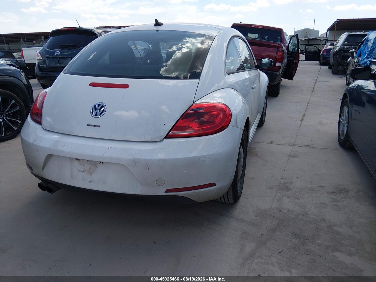 2015 VOLKSWAGEN BEETLE 1.8T · 4/11