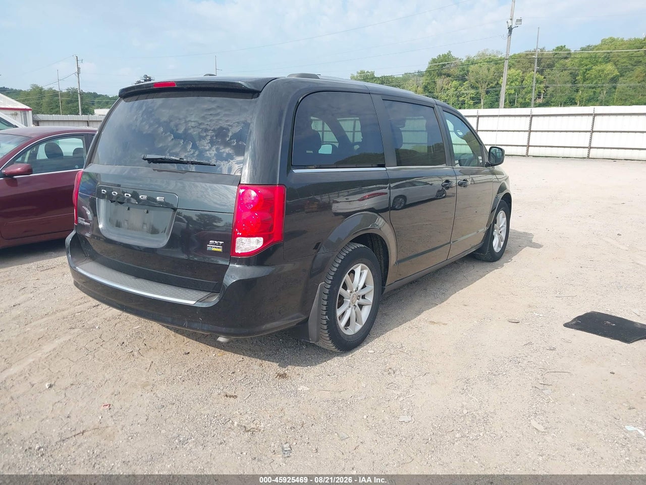 2019 DODGE GRAND CARAVAN SXT · 4/11