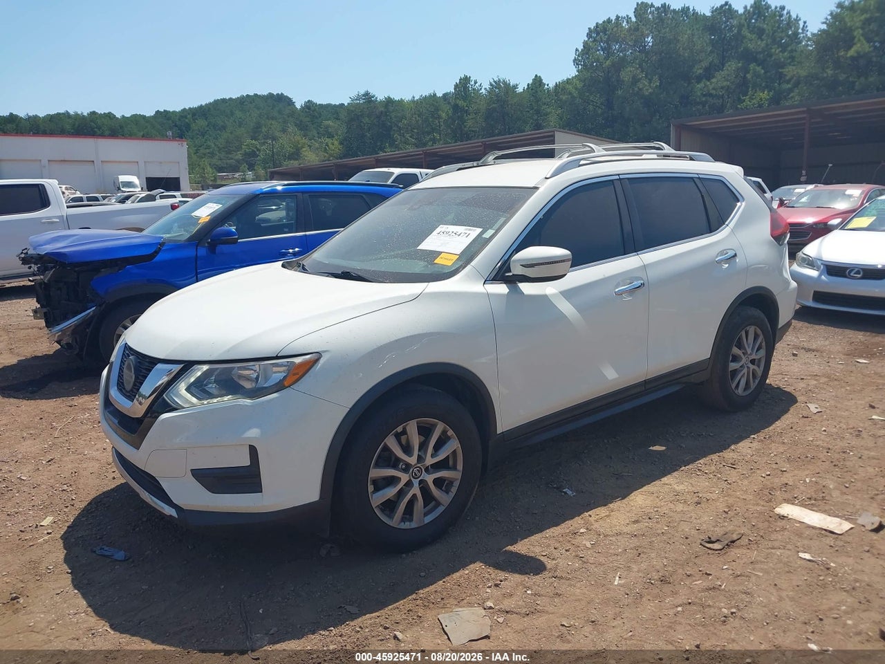 2019 NISSAN ROGUE S · 2/11