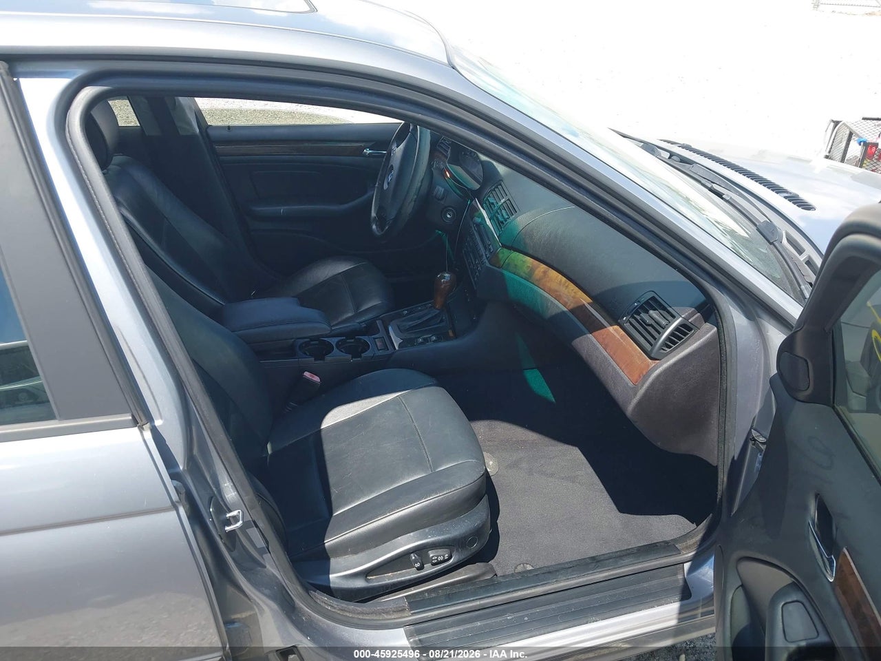 2004 BMW 325XI · 5/11