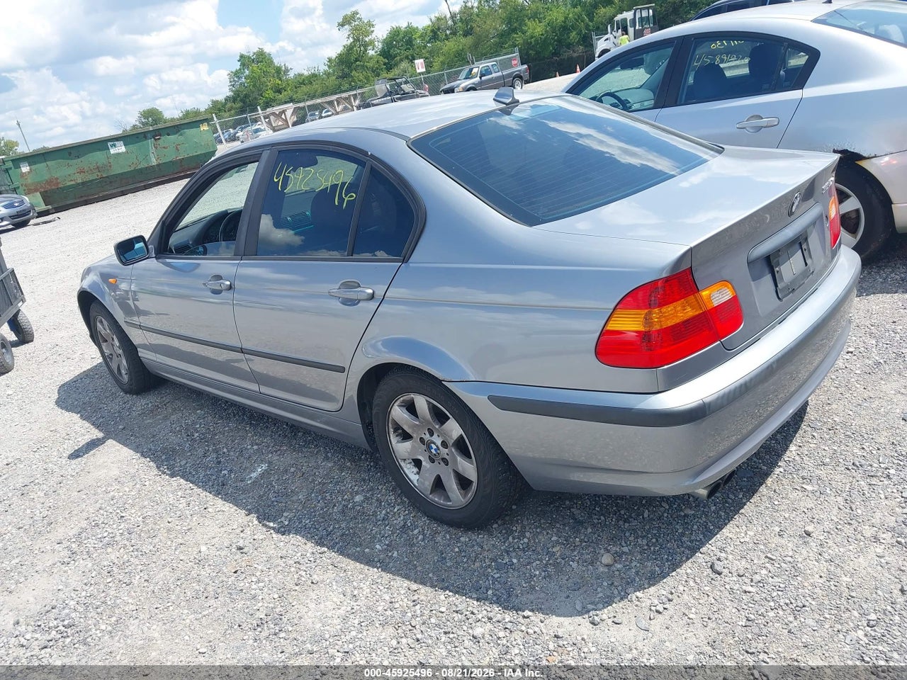 2004 BMW 325XI · 3/11