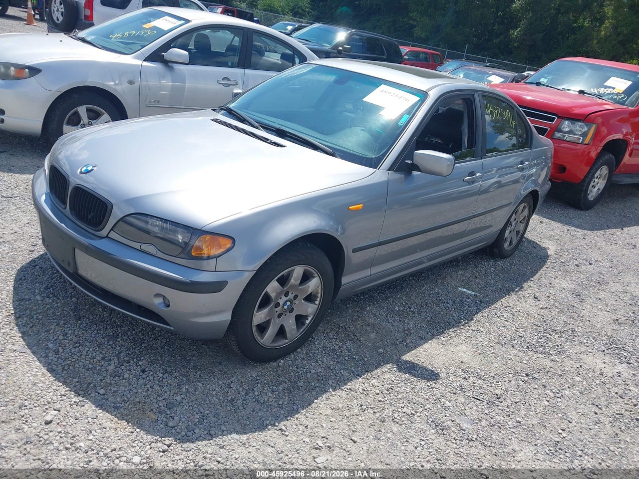 2004 BMW 325XI · 2/11