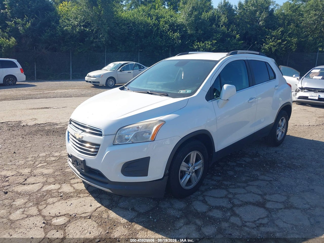 2015 CHEVROLET TRAX LT · 2/11