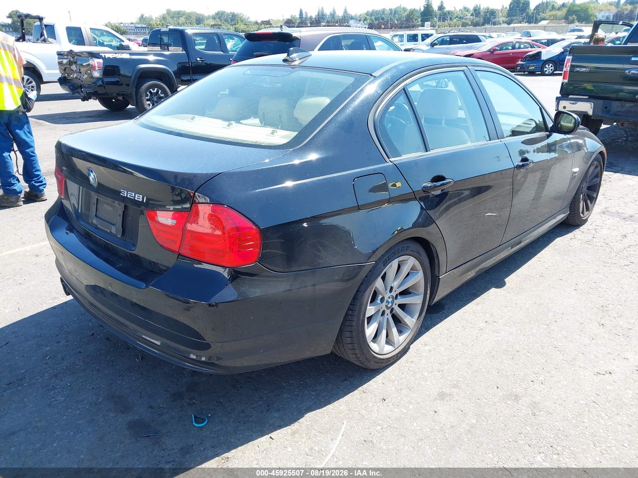 2011 BMW 328I XDRIVE · 4/11
